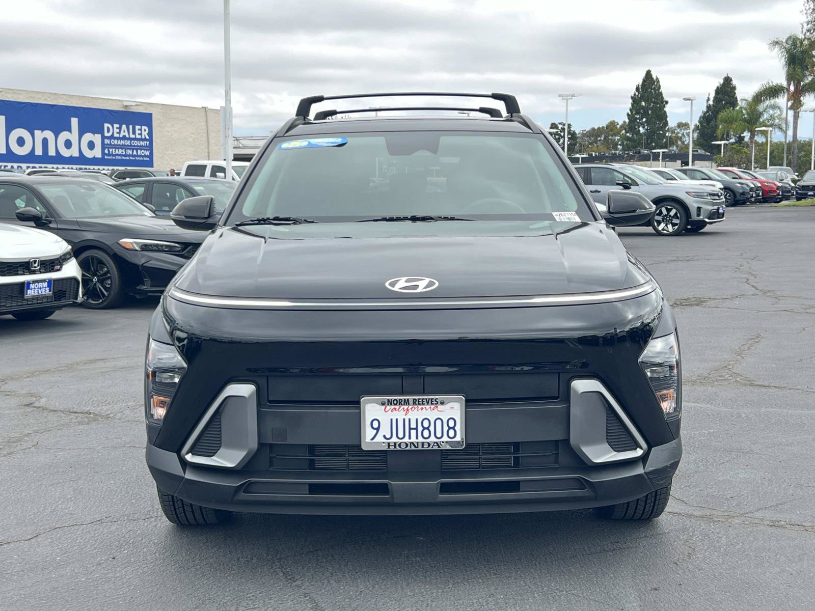 Used 2024 Hyundai Kona SEL w/ Convenience Package FWD image 4