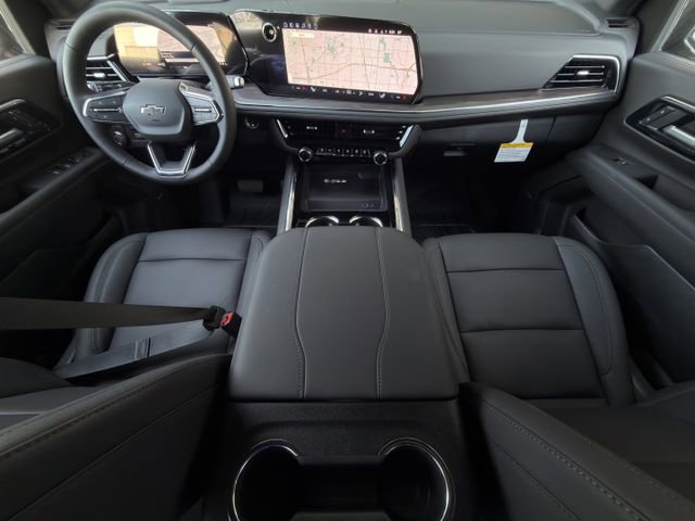 New 2026 Chevrolet Suburban Z71 w/ Comfort Package AWD/4WD image 12