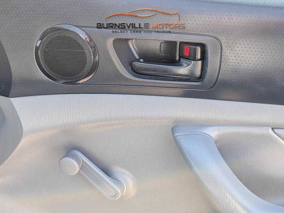 Used 2014 Toyota Tacoma 2WD Regular Cab image 13