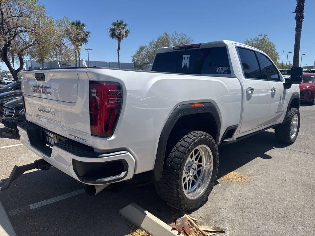 Used 2024 GMC Sierra 2500 Denali w/ Denali Reserve Package AWD/4WD image 7