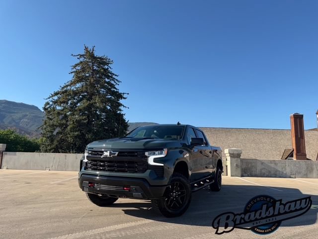 Used 2025 Chevrolet Silverado 1500 LT Trail Boss w/ Convenience Package II AWD/4WD image 1