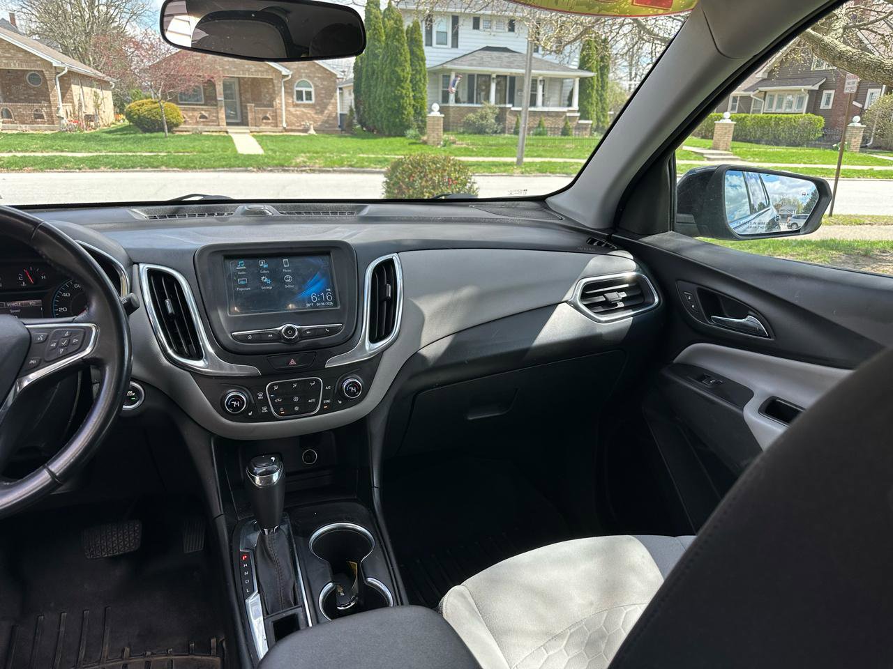 Used 2018 Chevrolet Equinox LT AWD/4WD image 10