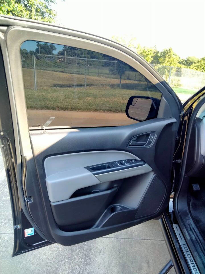 Used 2021 Chevrolet Colorado W/T w/ Custom Special Edition image 9