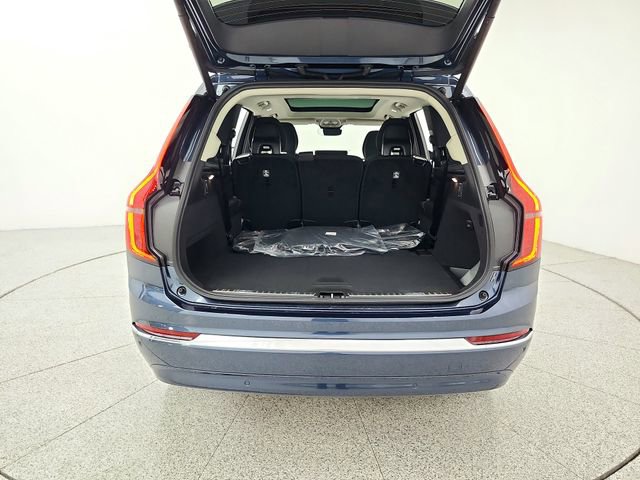 New 2026 Volvo XC90 B5 Core image 19