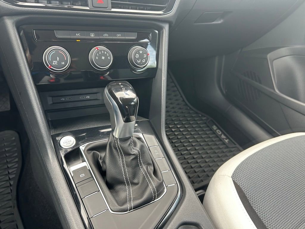 Certified 2025 Volkswagen Taos S image 53