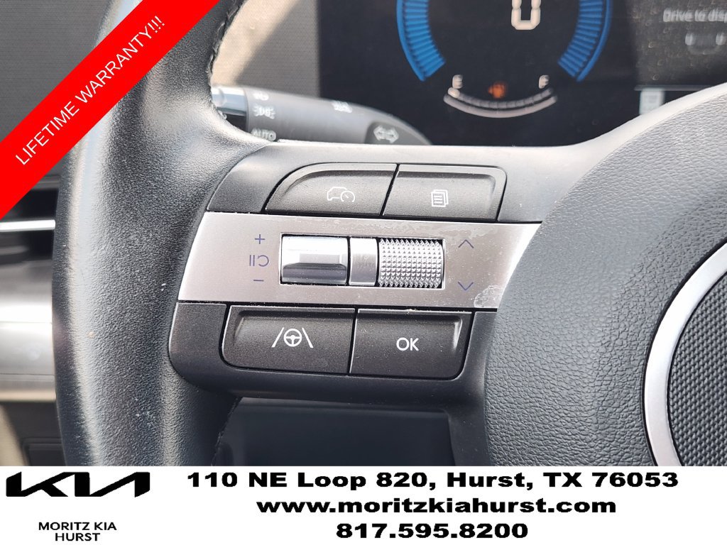 Used 2025 Hyundai Kona SEL FWD image 28