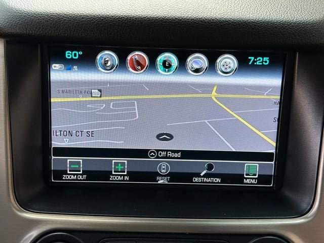Used 2020 GMC Yukon XL Denali w/ Denali Ultimate Package AWD/4WD image 35