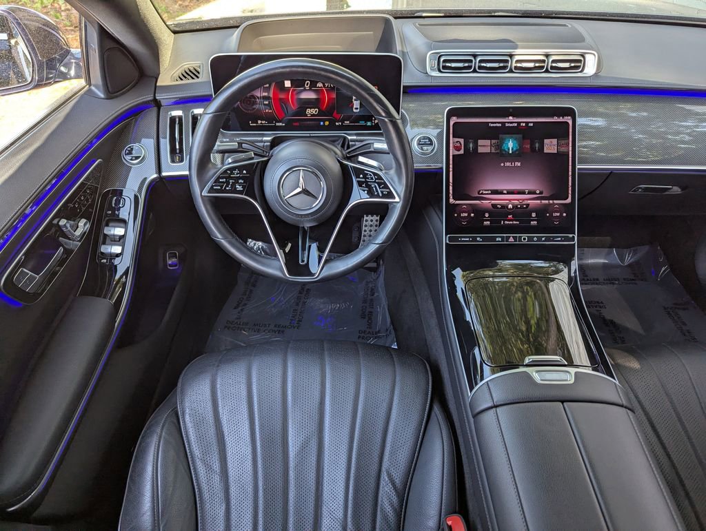 Used 2022 Mercedes-Benz S 580 4MATIC Sedan w/ AMG Line Package image 10