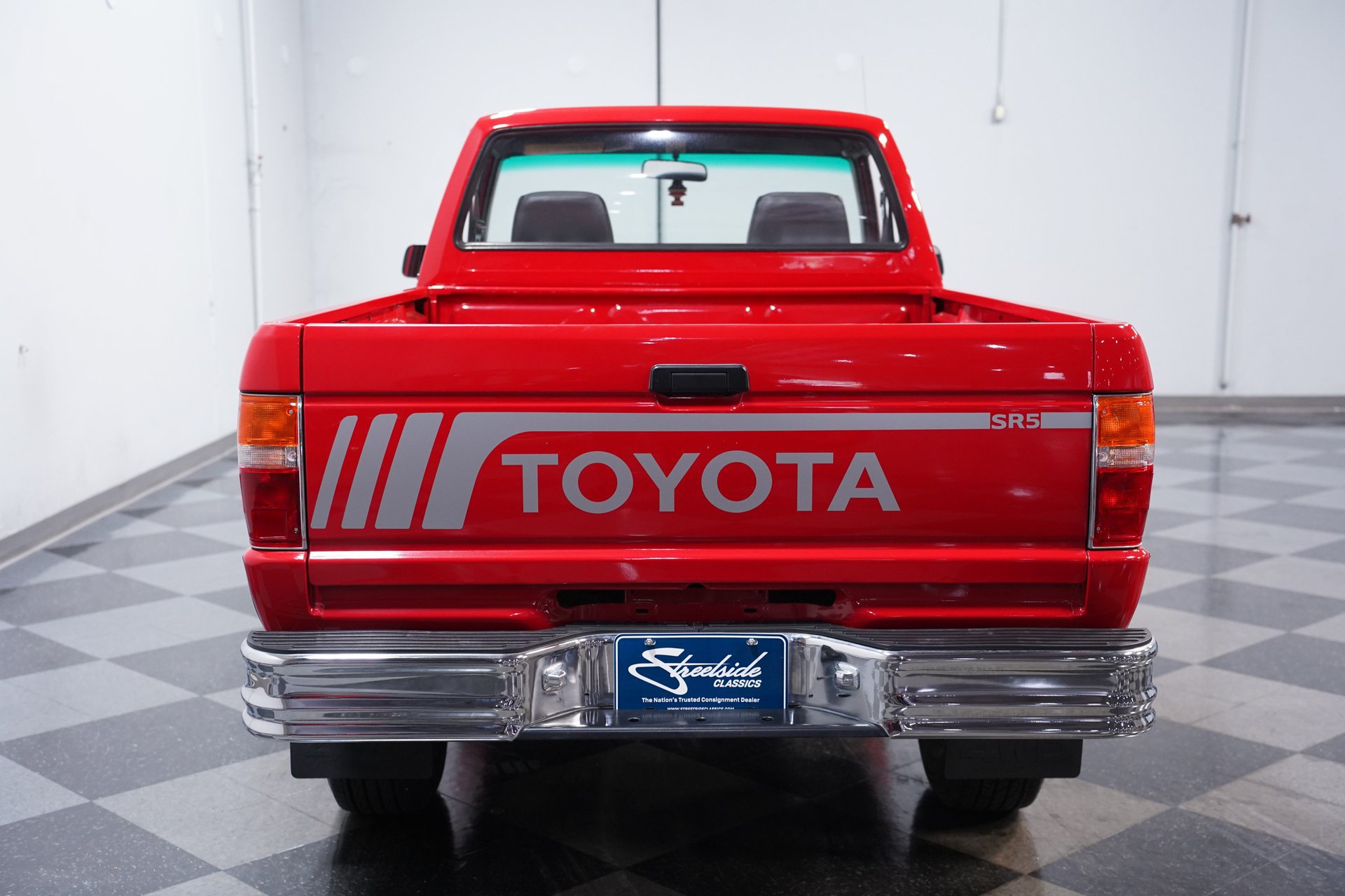 Used 1988 Toyota Pickup 4x4 Regular Cab image 10