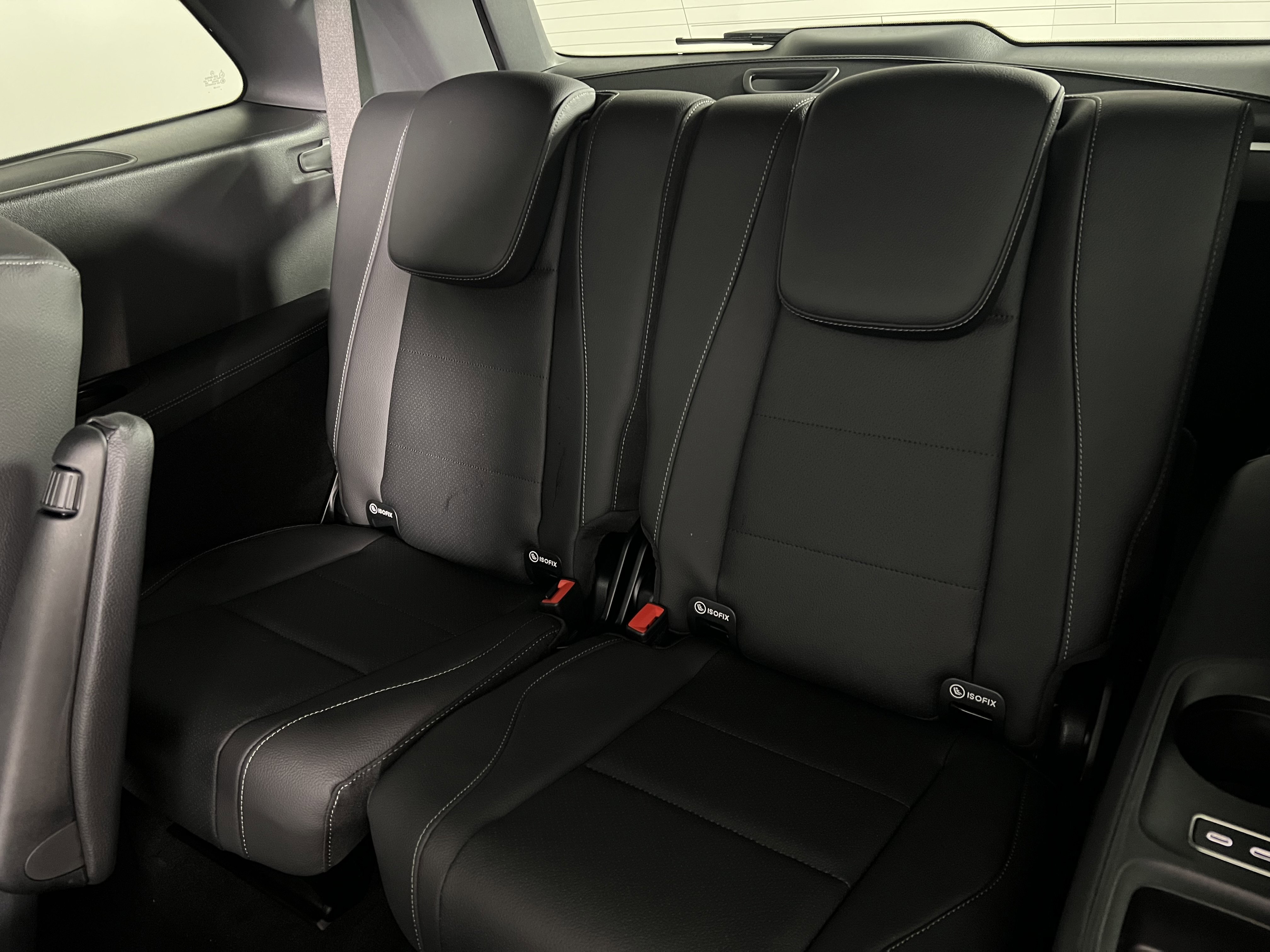 New 2025 Mercedes-Benz GLS 450 4MATIC image 23