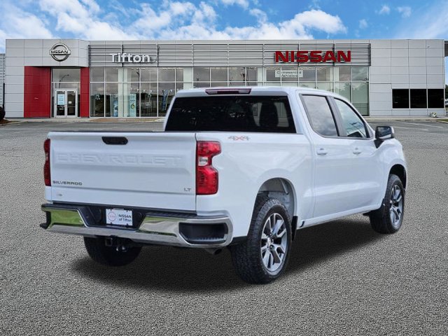 Used 2024 Chevrolet Silverado 1500 LT AWD/4WD image 4
