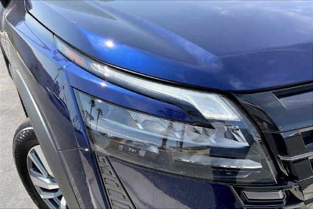 New 2026 Nissan Pathfinder SL FWD image 10