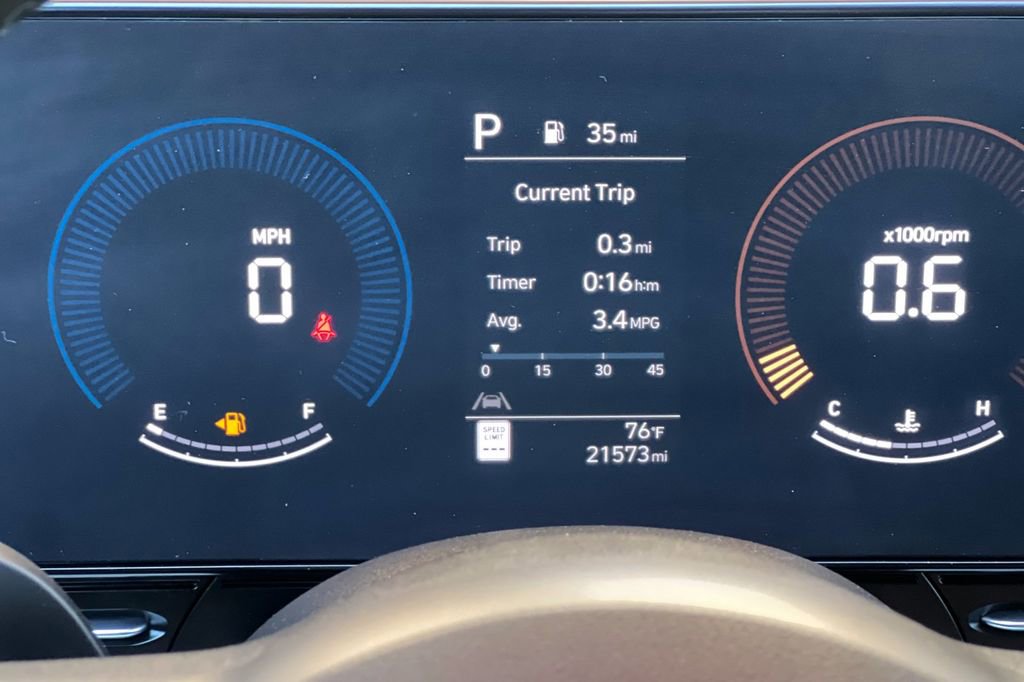 Used 2024 Hyundai Kona SEL AWD/4WD image 29