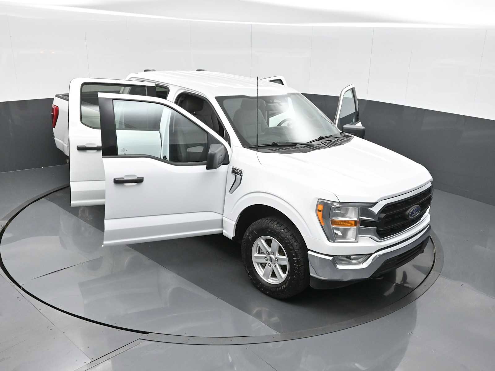 Used 2022 Ford F150 XLT w/ Equipment Group 301A Mid image 31