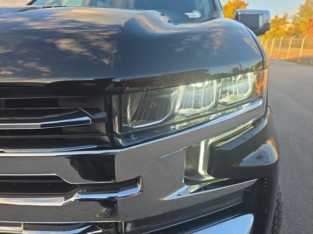 Used 2021 Chevrolet Silverado 1500 LTZ image 30