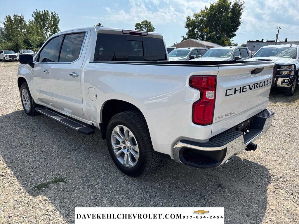 Used 2022 Chevrolet Silverado 1500 LTZ w/ LTZ Premium Package AWD/4WD image 3