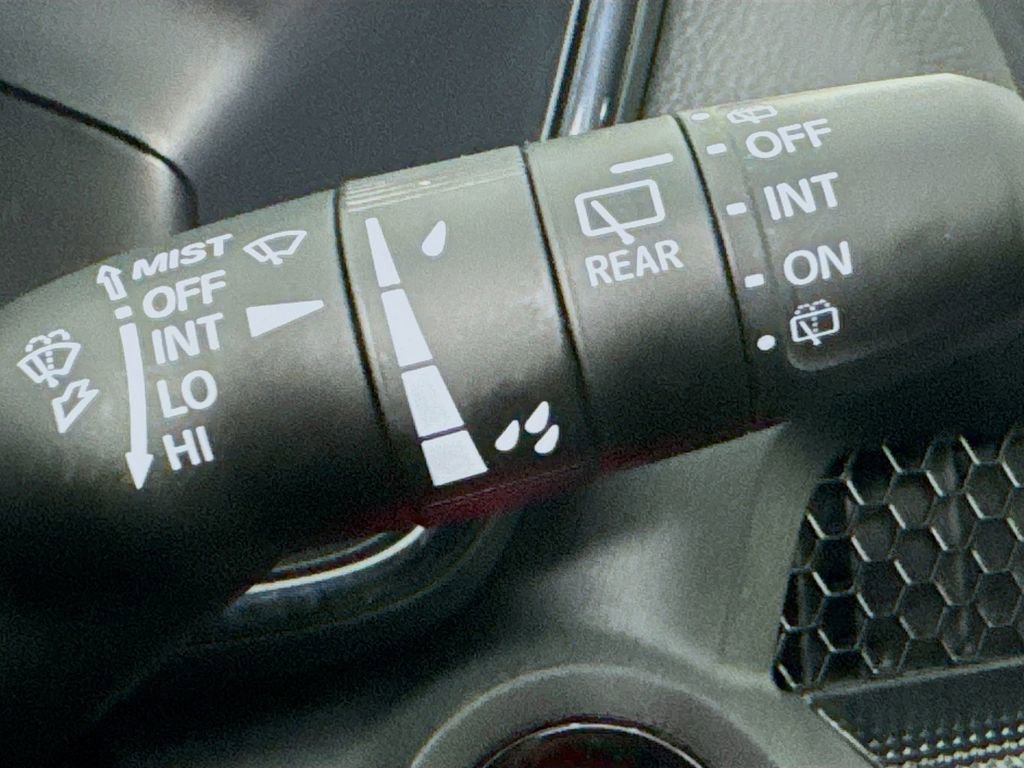 Used 2025 Honda CR-V Sport-L image 16