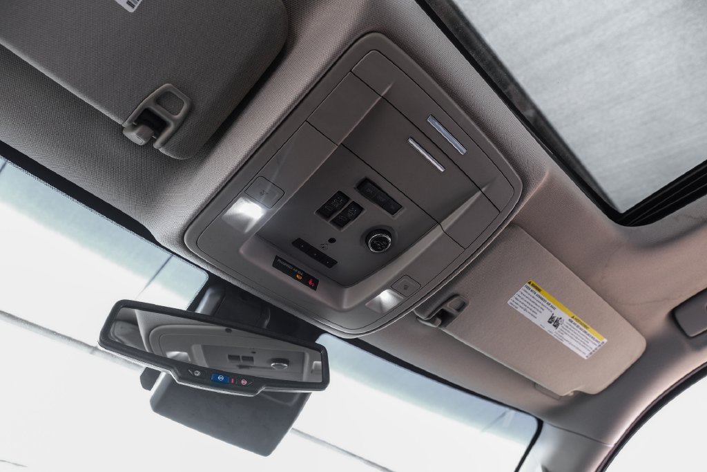 Used 2018 Chevrolet Tahoe Premier RWD image 29