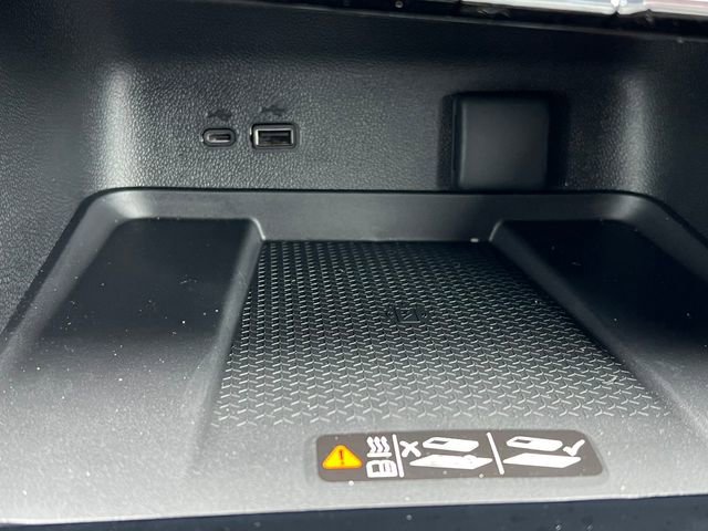 New 2026 Chevrolet Traverse LT w/ LPO, Floor Liner Package image 26
