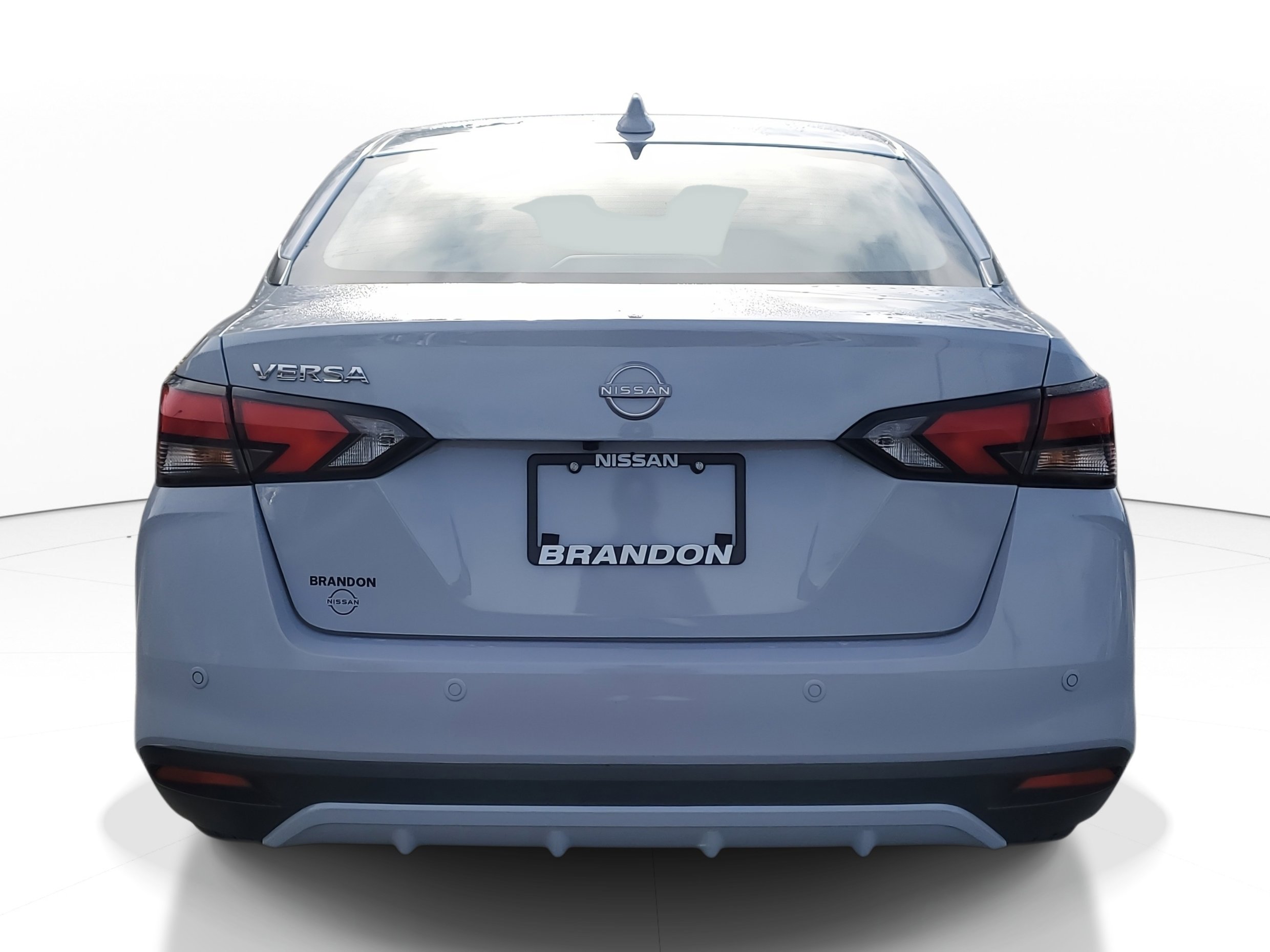 Certified 2025 Nissan Versa SV image 6