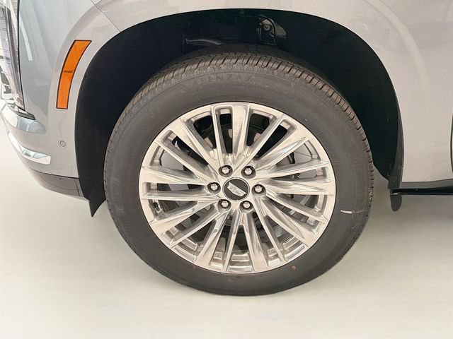 New 2026 Cadillac Escalade ESV Luxury w/ LPO, Floor Liner Package AWD/4WD image 29
