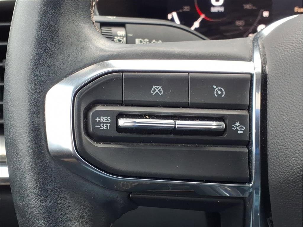 Used 2023 GMC Canyon Denali image 23