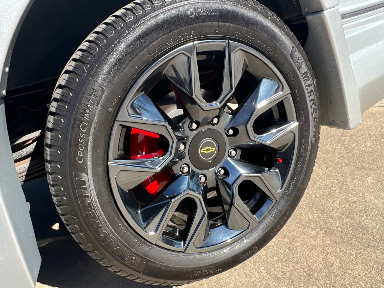 Used 2023 Chevrolet Express 2500 Extended image 15