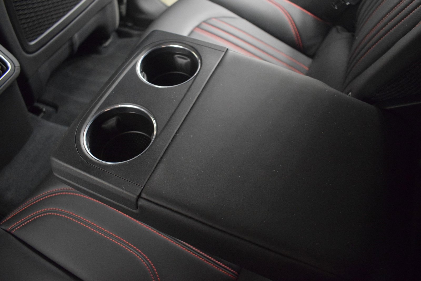 Certified 2022 Maserati Levante GT image 22