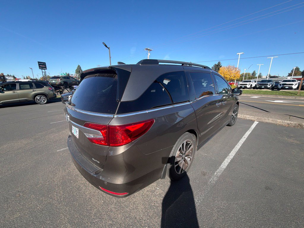 Used 2018 Honda Odyssey Elite image 3