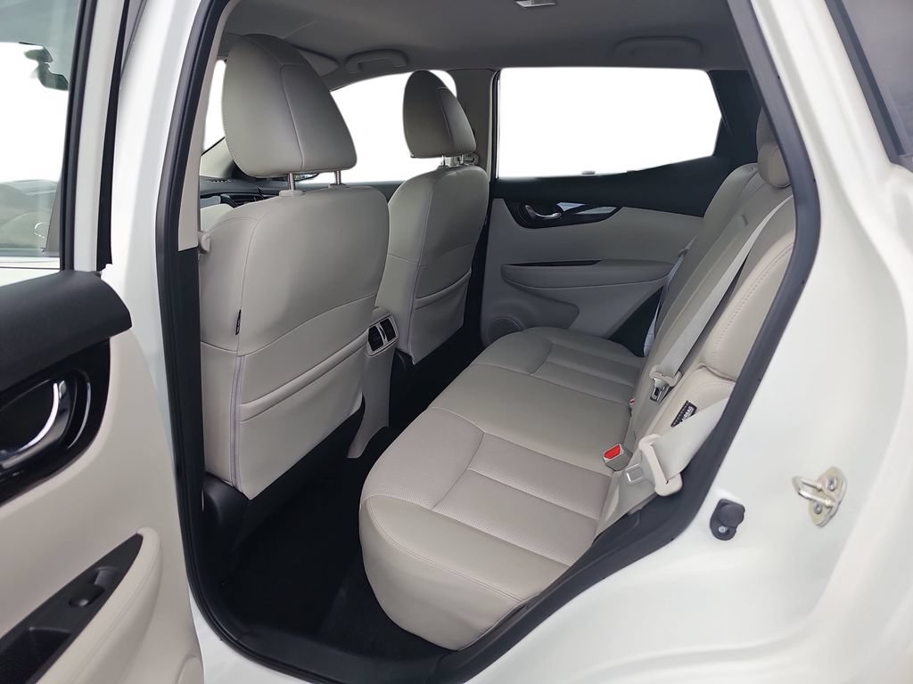 Used 2022 Nissan Rogue Sport SL AWD/4WD image 14