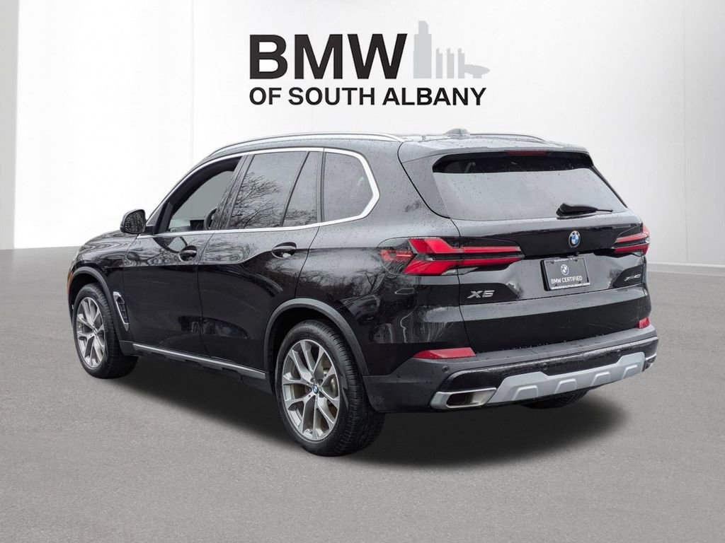 Certified 2024 BMW X5 xDrive40i w/ Premium Package image 5