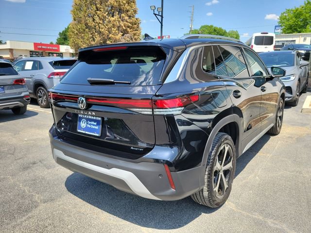 Used 2025 Volkswagen Tiguan SE w/ Panoramic Sunroof Package image 4