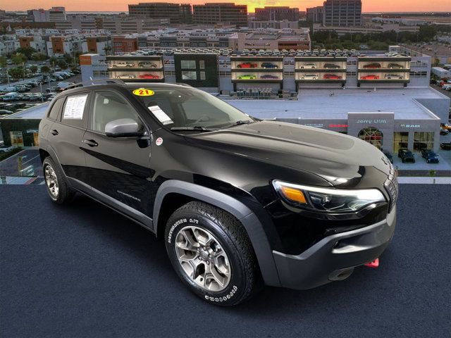 Used 2021 Jeep Cherokee Trailhawk image 1