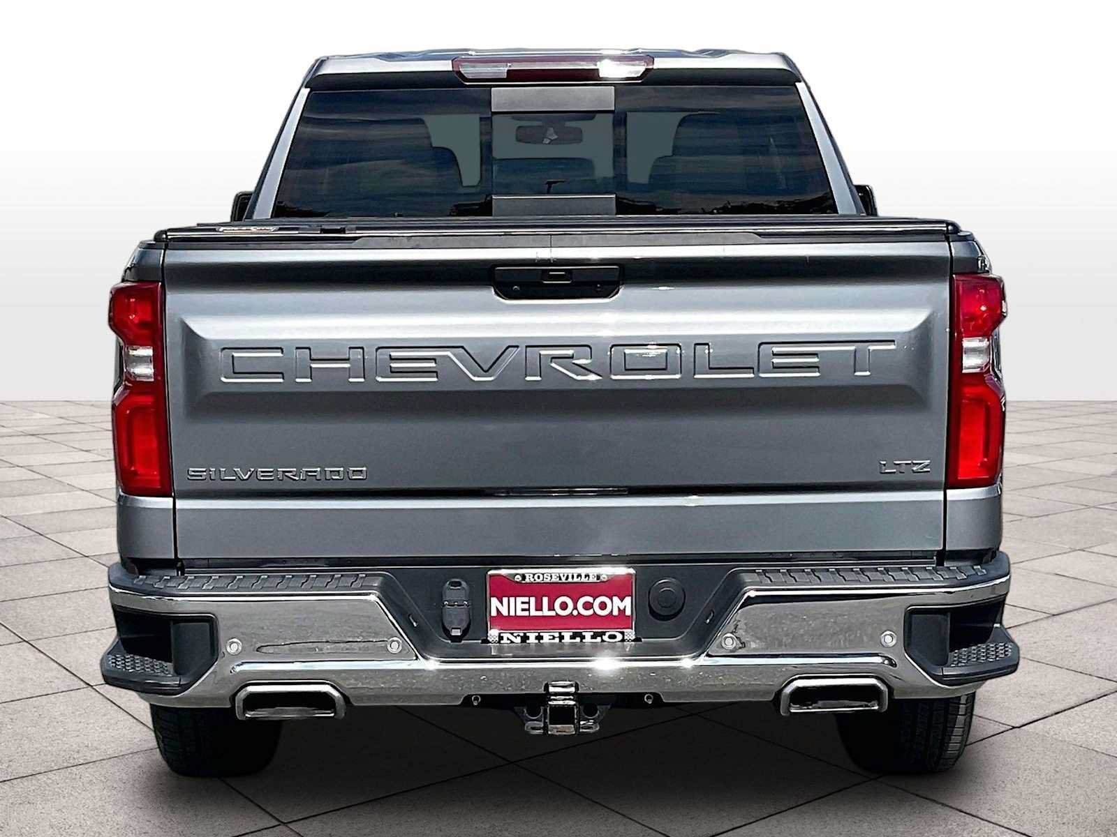Used 2019 Chevrolet Silverado 1500 LTZ w/ LTZ Plus Package AWD/4WD image 7
