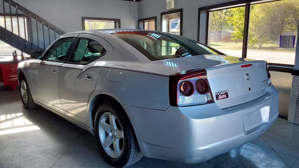 Used 2009 Dodge Charger SXT image 10