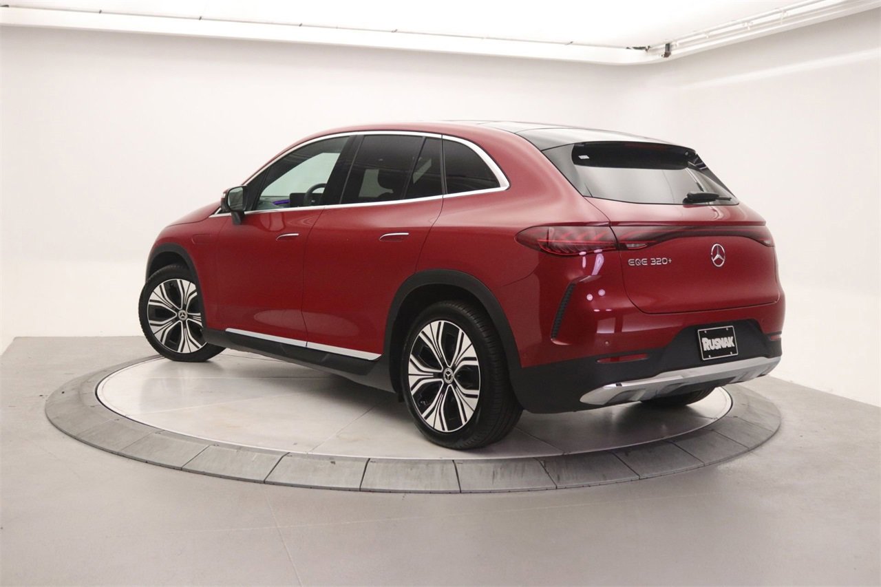 New 2026 Mercedes-Benz EQE 320+ SUV image 2