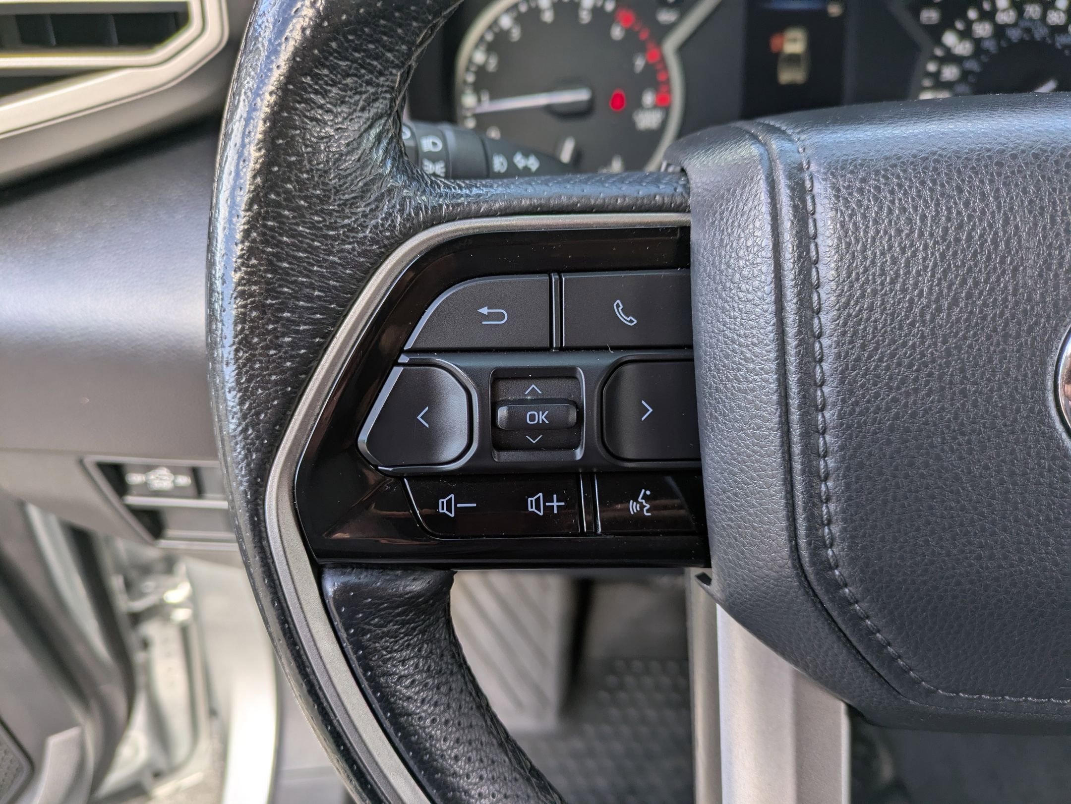 Used 2022 Toyota Tundra SR5 image 10