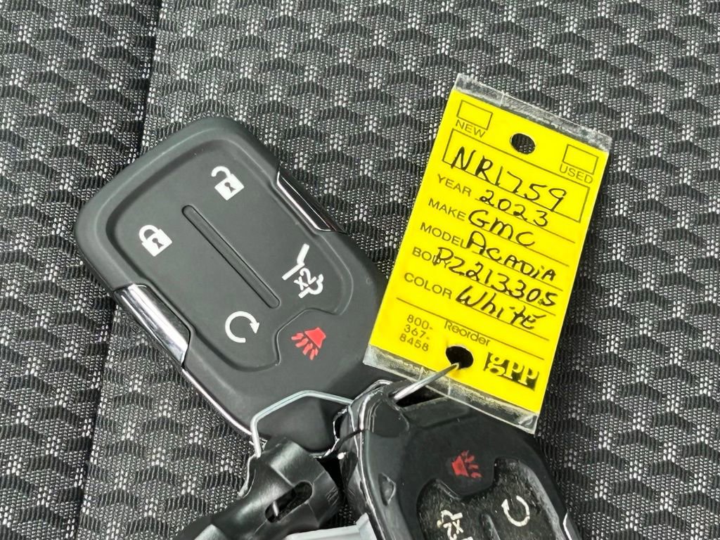 Used 2023 GMC Acadia SLE w/ Driver Convenience Package image 56
