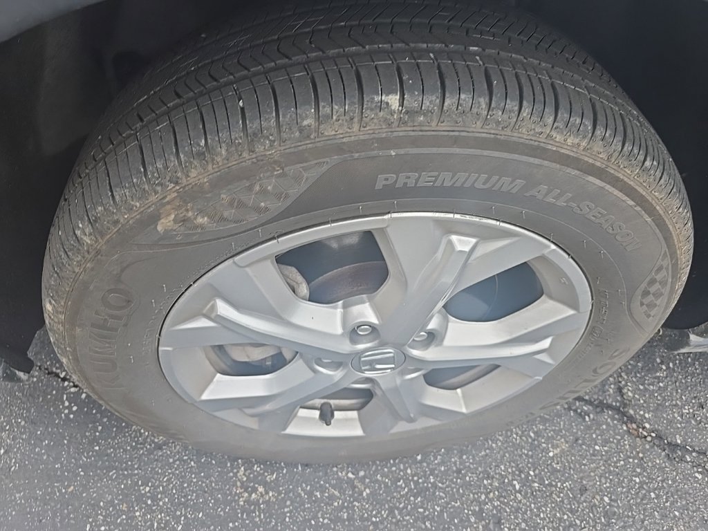 Used 2023 Honda HR-V LX image 3
