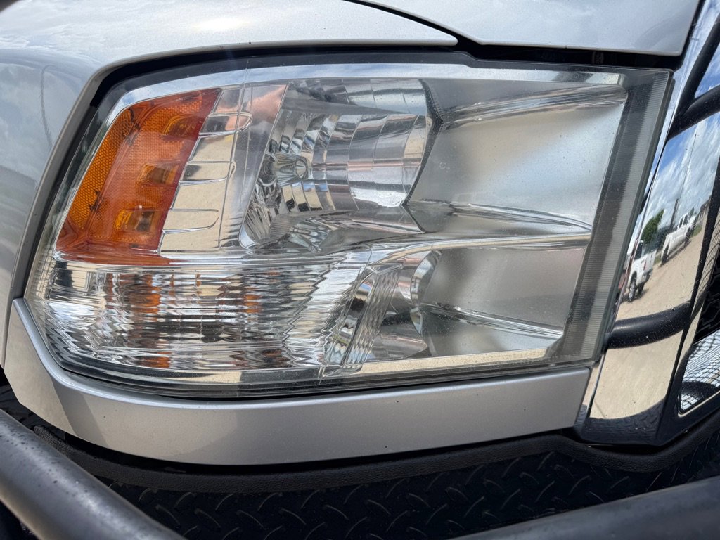 Used 2018 RAM 2500 Tradesman w/ Chrome Appearance Group image 11