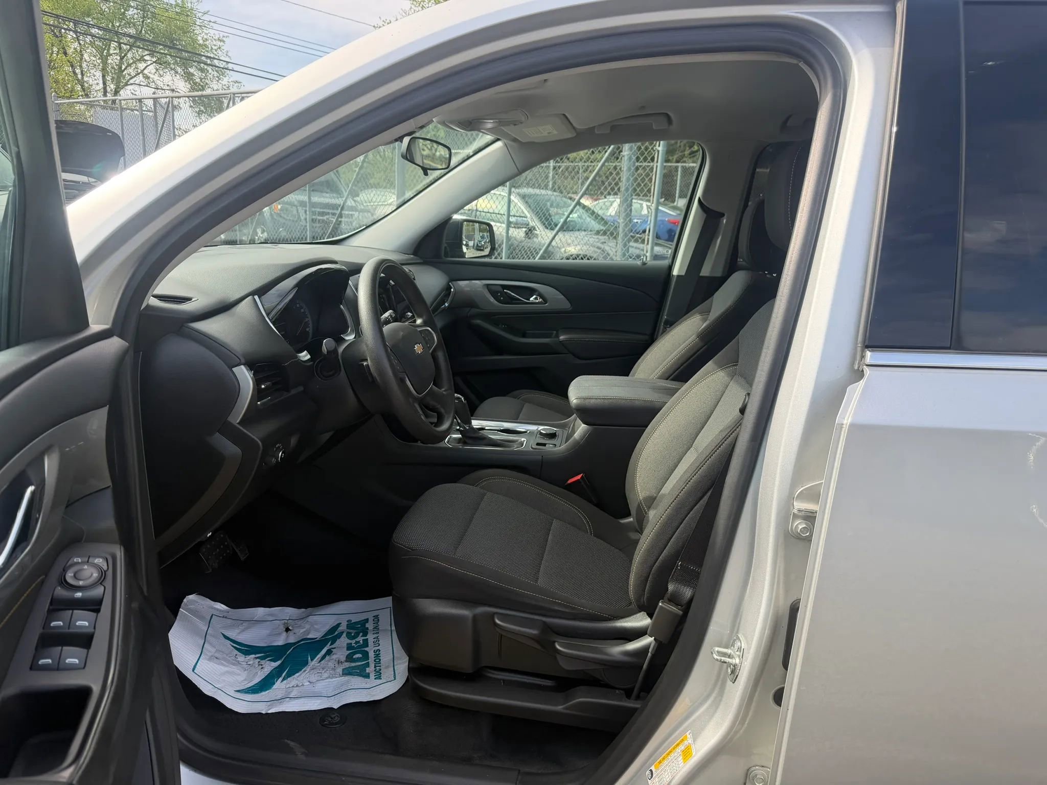 Used 2020 Chevrolet Traverse LS AWD/4WD image 25
