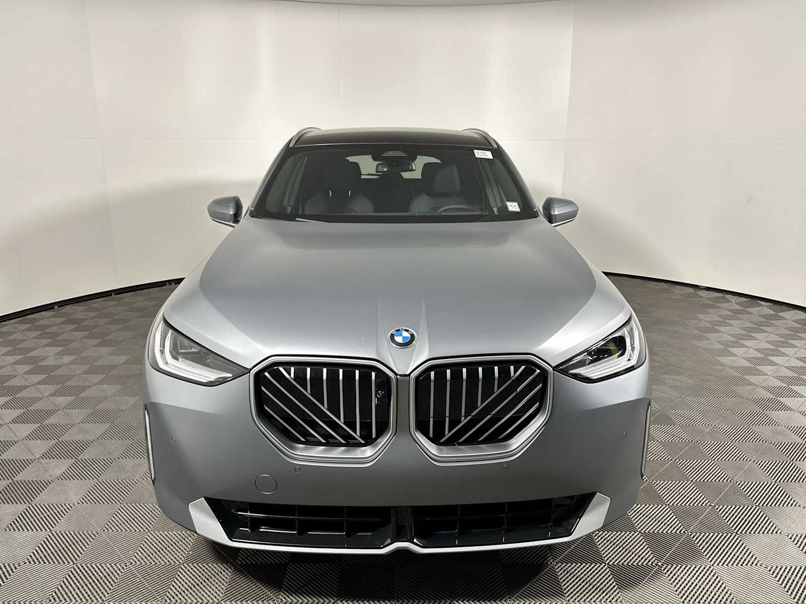 New 2025 BMW X3 xDrive30i w/ Premium Package image 5