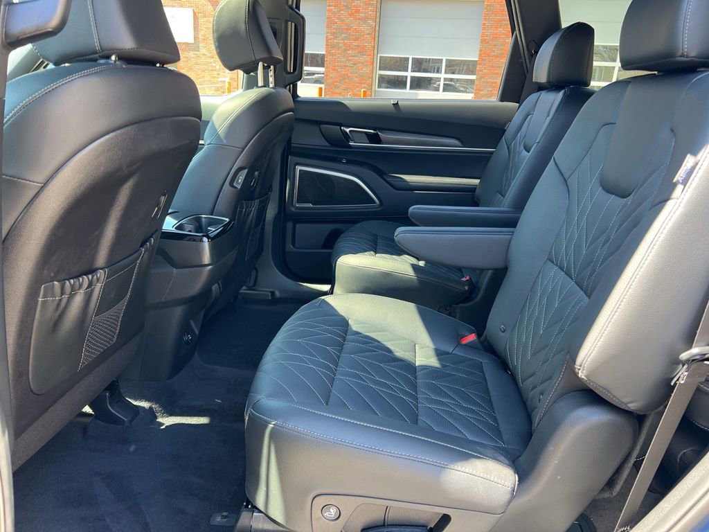 Certified 2025 Kia Telluride AWD image 25