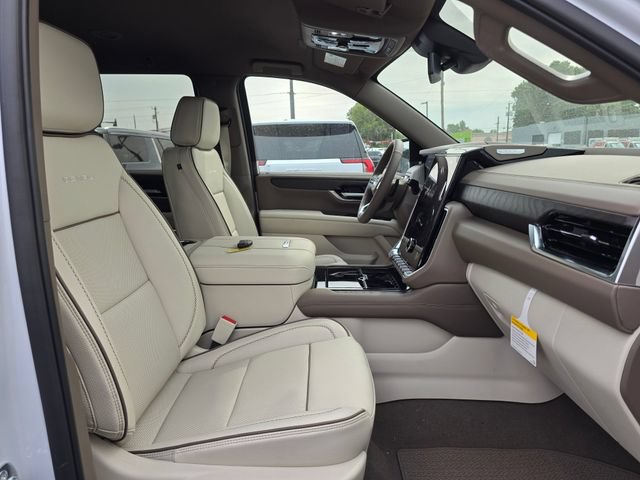 New 2026 GMC Yukon Denali AWD/4WD image 10