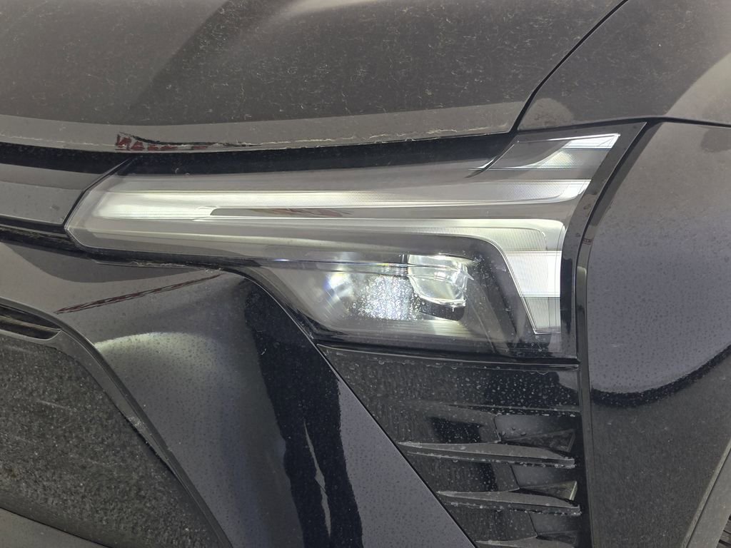 New 2025 Chevrolet Blazer EV LT w/ Midnight/Sport Edition image 11