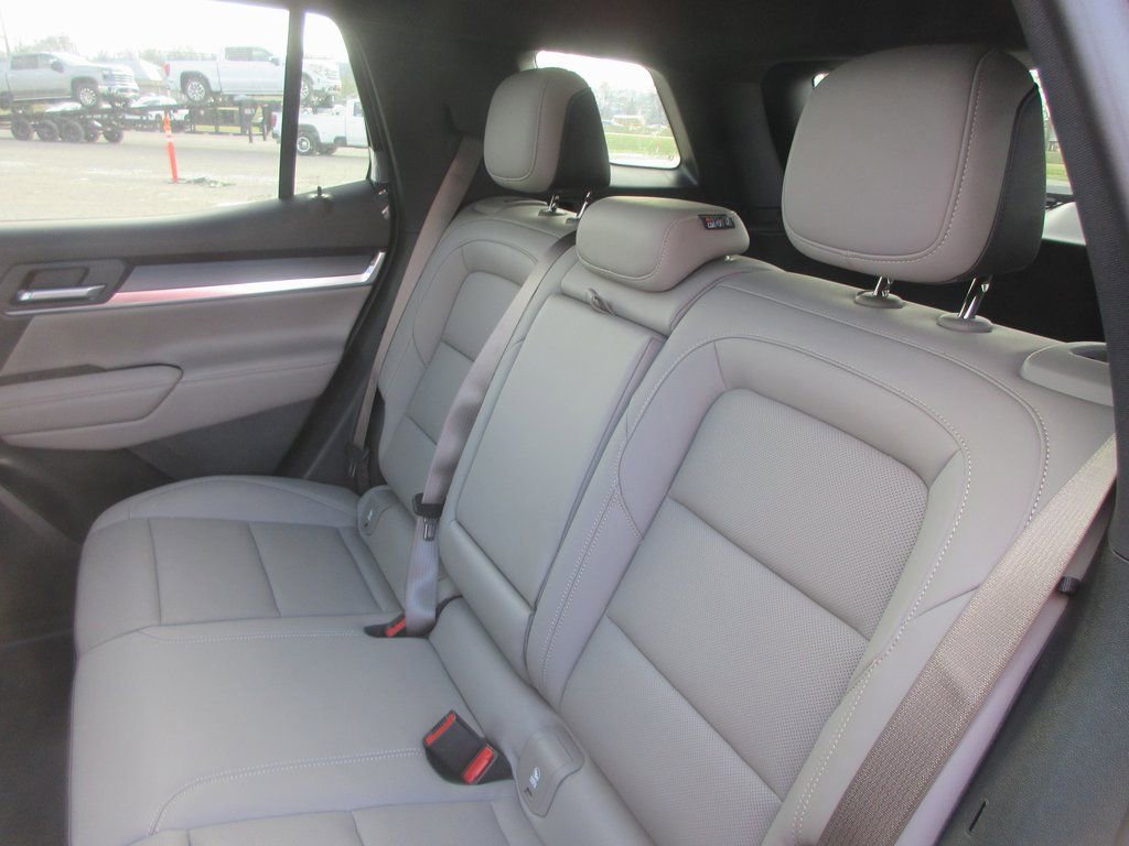 New 2026 GMC Terrain Elevation w/ Elevation Premium Package image 13