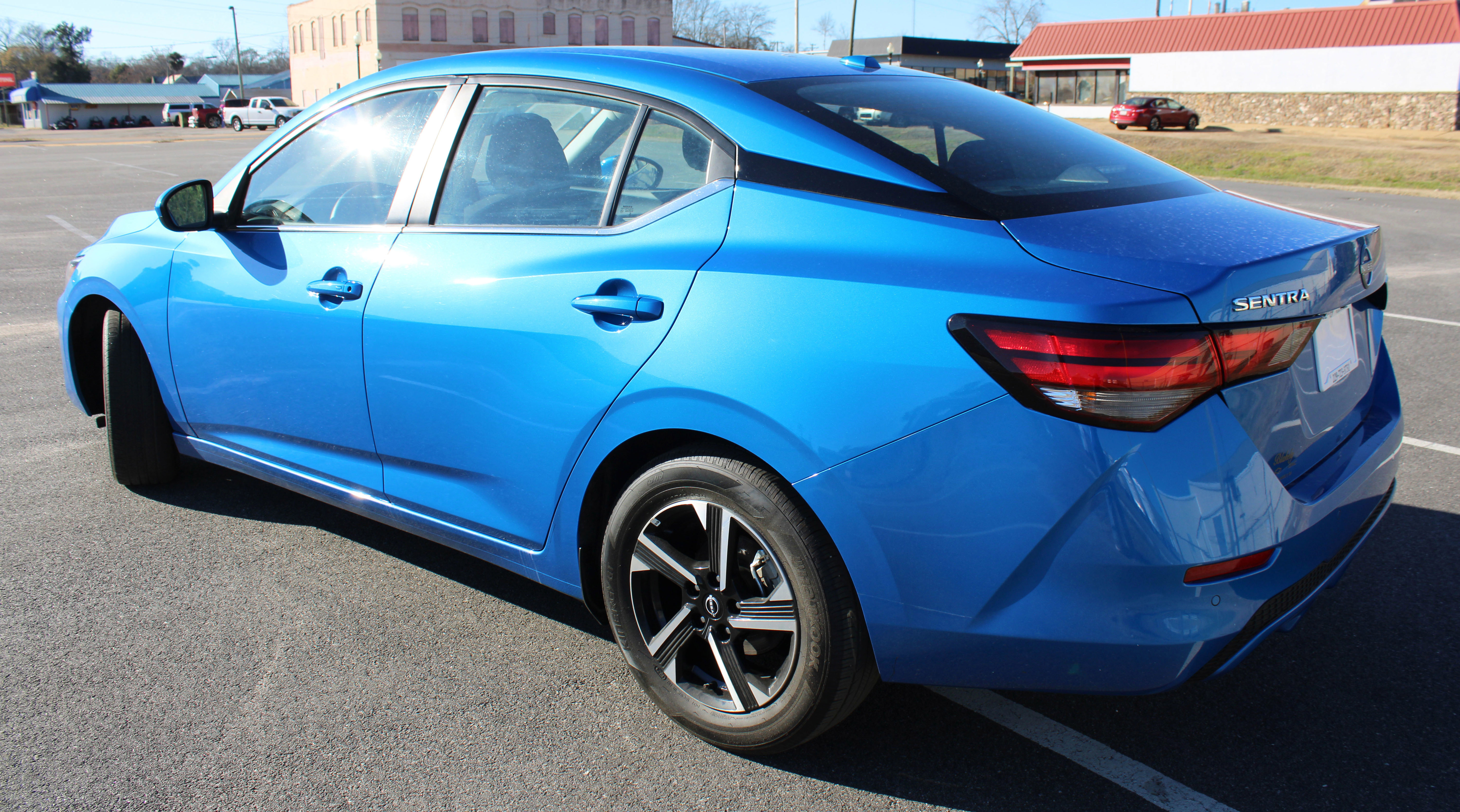 Used 2025 Nissan Sentra SV image 13