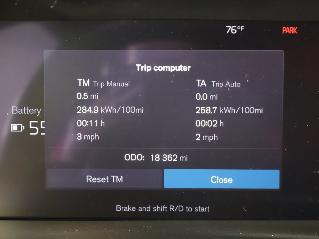 Used 2023 Volvo C40 Recharge Core AWD/4WD image 38