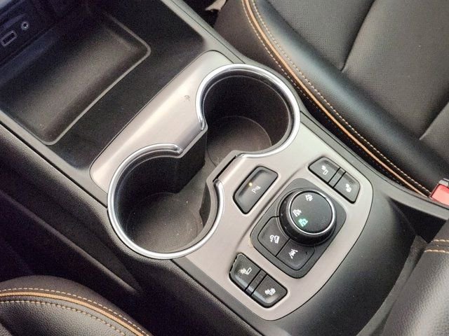 Used 2024 GMC Terrain AT4 w/ Tech Package image 21