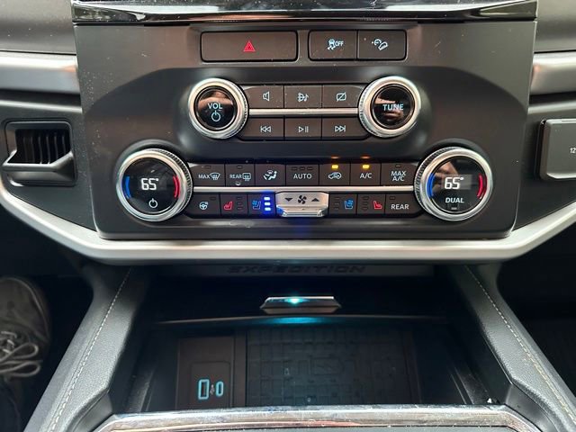 Used 2022 Ford Expedition XLT AWD/4WD image 20